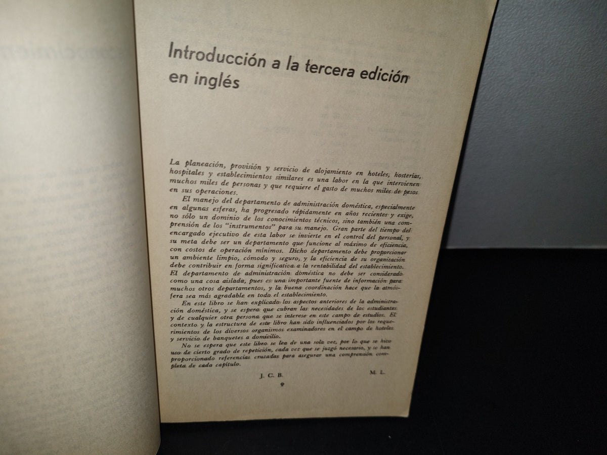 75- La Administración Del Departamento De Ama De Llaves - Joan C. Branson Y Margaret Lennox - Editorial Diana, Primera Edición, Abril De 1982