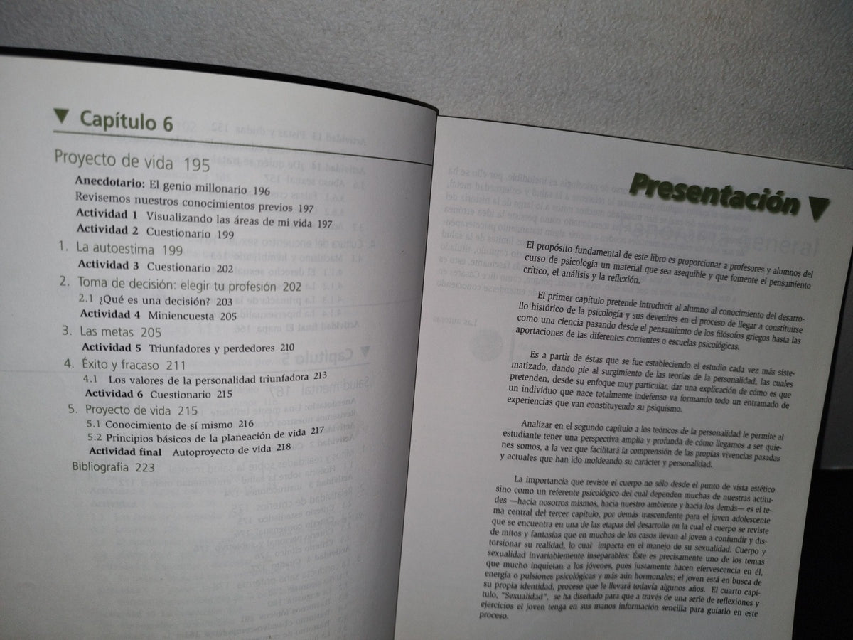68- Psicología - Elizabeth Cuenca Rendón, Beatriz Rangel Velasco