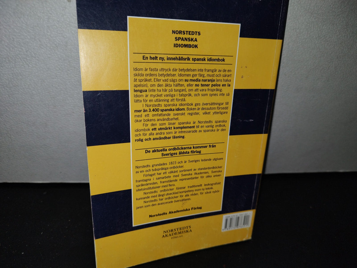 75- Diccionario Sueco-Español. Norstedts Spanska Idiombok. 3.400 Idiom - 2012