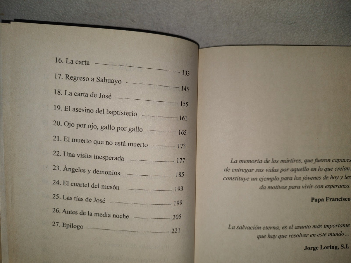 201- Mirando Al Cielo. Aún En Tiempos De Guerra... Existe El Amor - Antonio Peláez