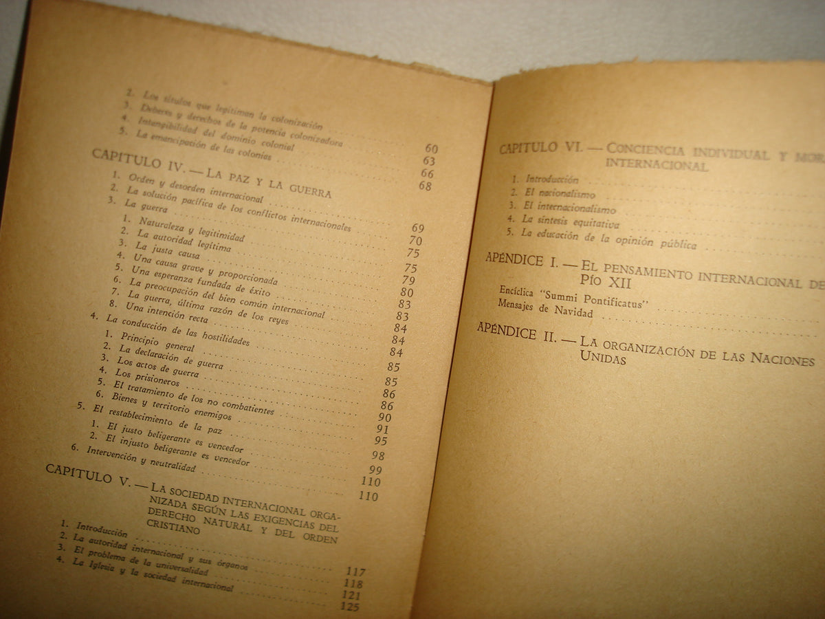 38- Código De Moral Internacional. Unión Internacional De Estudios Sociales - 1954