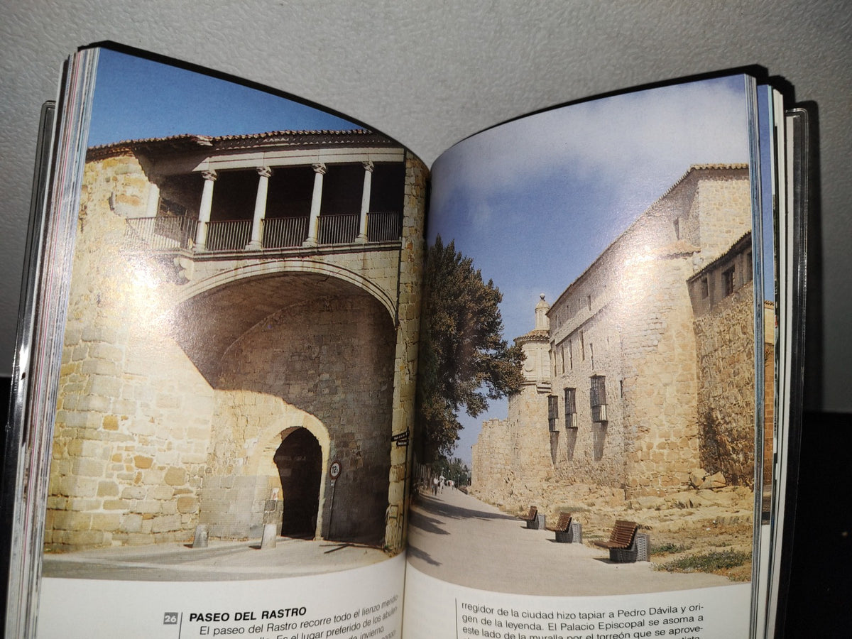 54- Ávila. Patrimonio De La Humanidad. Colección Turimagen - 1988