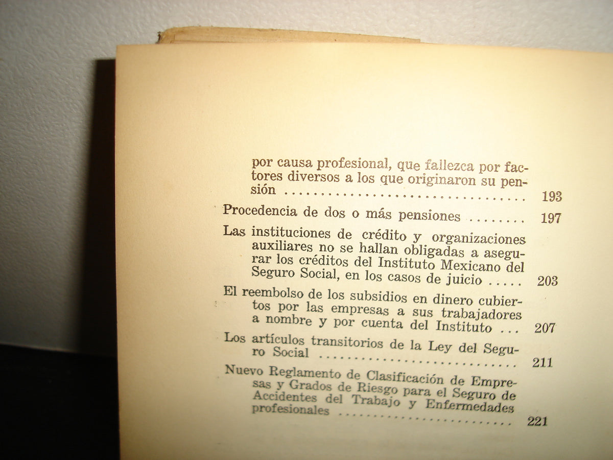 163- Seguro Social Mexicano. Tesis Juridicas. Alfonso Herrera Gutiérrez - 1961