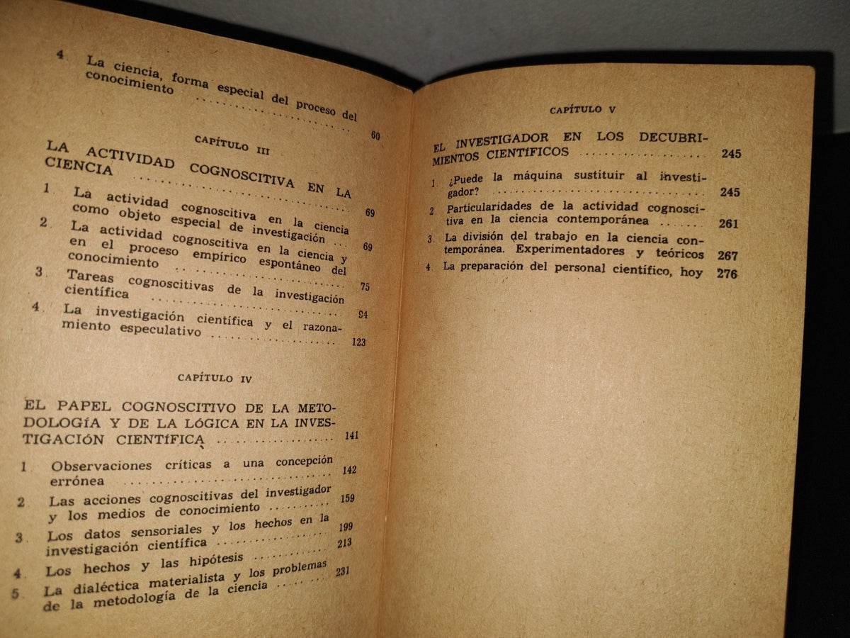 202- La Investigación Científica (En Qué Trabajan Y Sobre Qué Discuten Los Filósofos) I. G Gerásimov