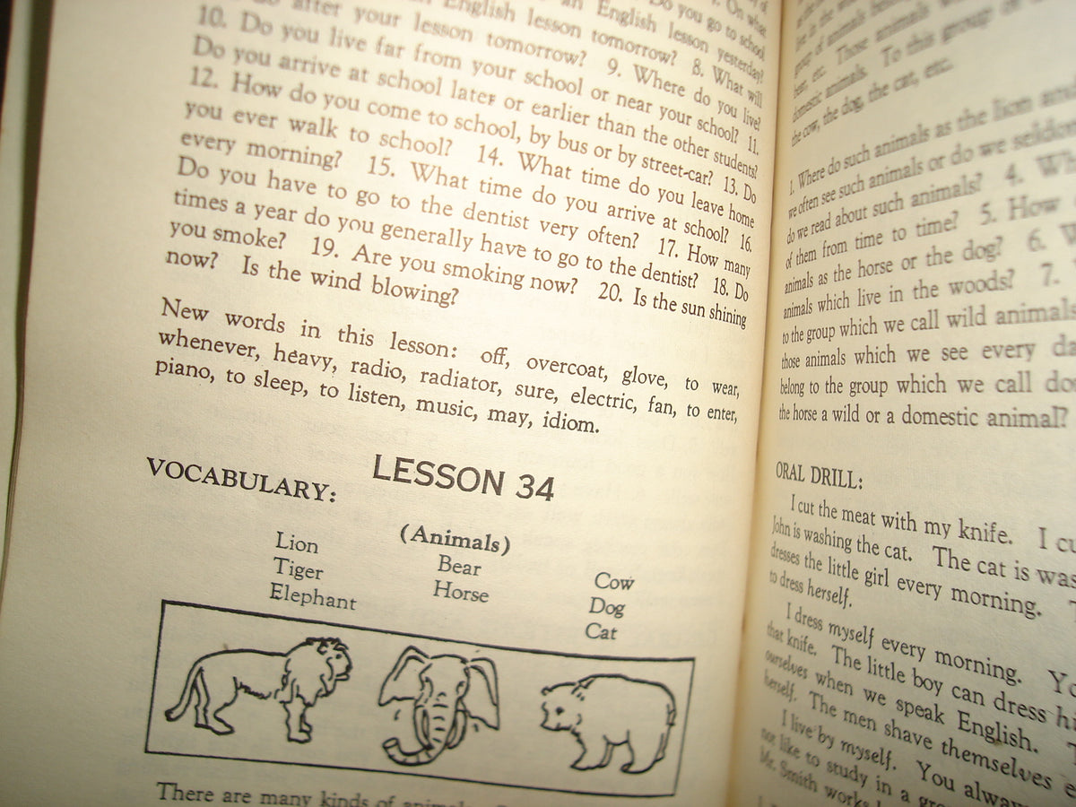 34- Método De Inglés. Exercises In English Conversation - Robert J. Dixon