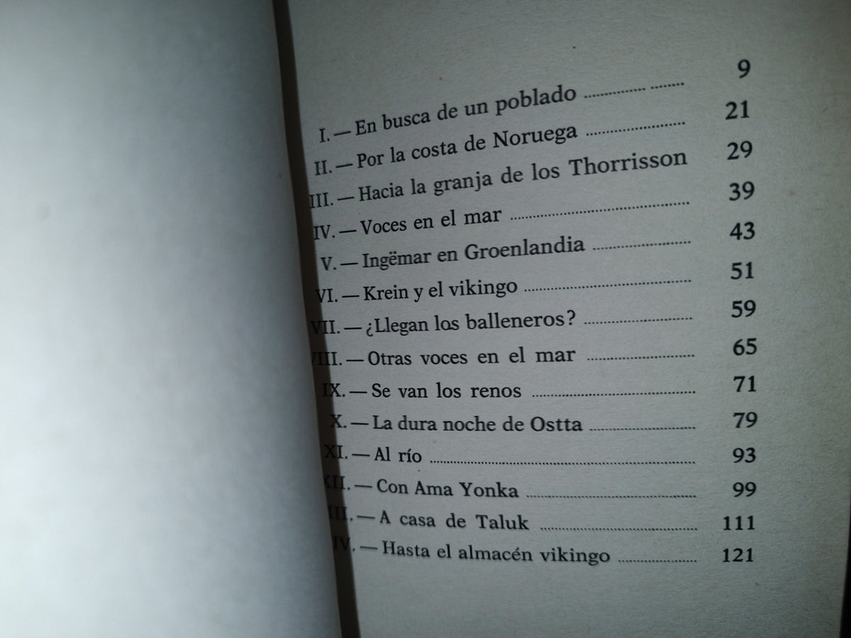 68- Vikingos Al Remo - Carmen Pérez Avello - 1982