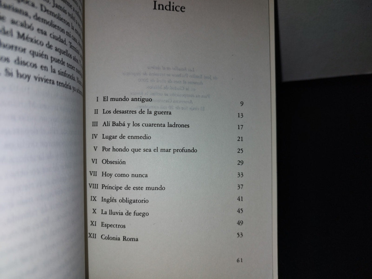 77- Las Batallas En El Desierto - José Emilio Pacheco. Ciudad De México. Desde Diciembre Del 97 Un Gobierno Diferente. Para Esta Edición, 2000 Gobierno Del Distrito Federal