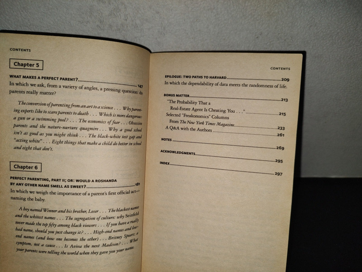202- Freakonomics. A Rogue Economist Explores De Hidden Side Of Everything - Steven D. Levitt