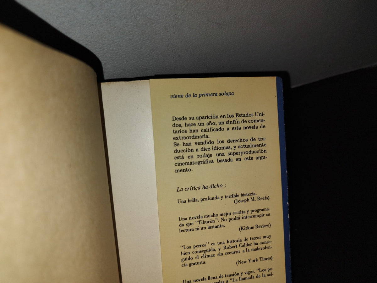 151- Los Perros - Robert Calder - Ediciones Martínez Roca - 1977