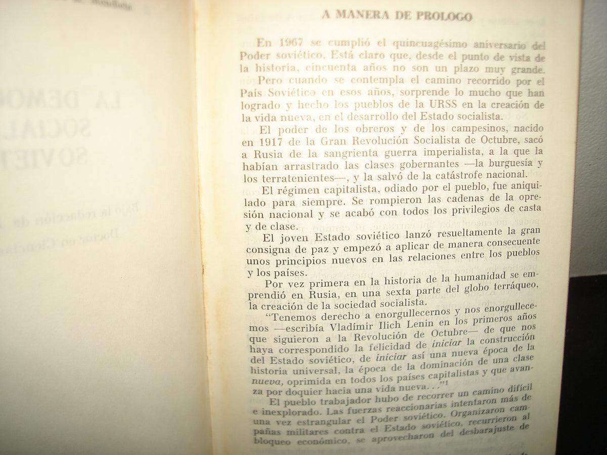 18- La Democracia Socialista Soviética - B. Bayanov, Y. Umanski, M. Shafir - 70'S