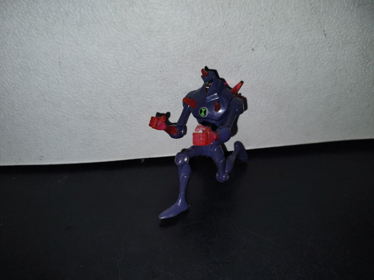 A3- Juguete Articulado: Ben 10. Chromastone / Piedra - 2000'S