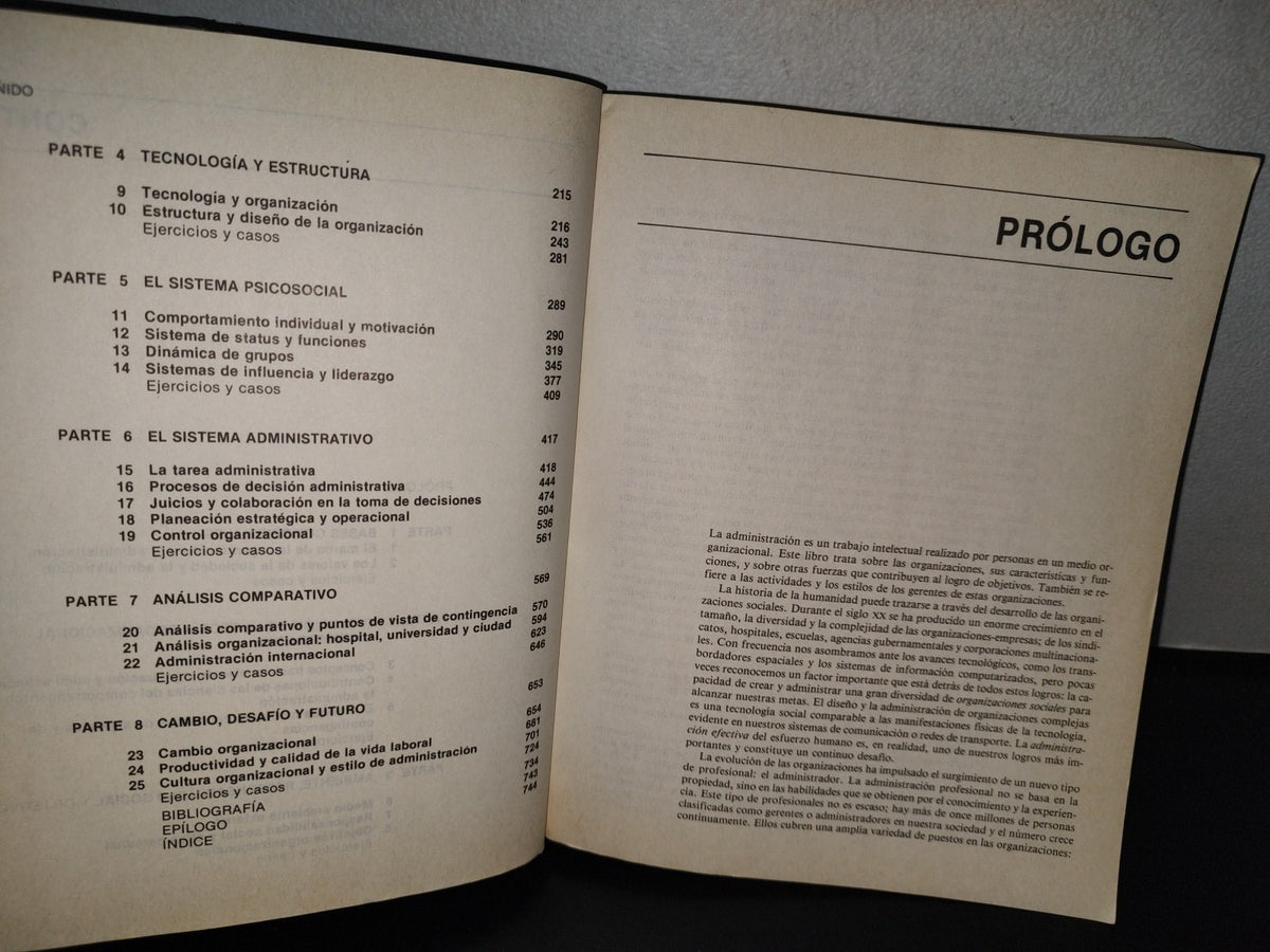 114- Administración En Las Organizaciones. Enfoque De Sistemas Y Contingencias - Freemont E. Kast