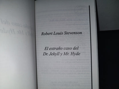 214- El Extraño Caso Del Doctor Jekyll Y Mr. Hyde - Robert L. Stevenson. Ediciones Leyenda 2012