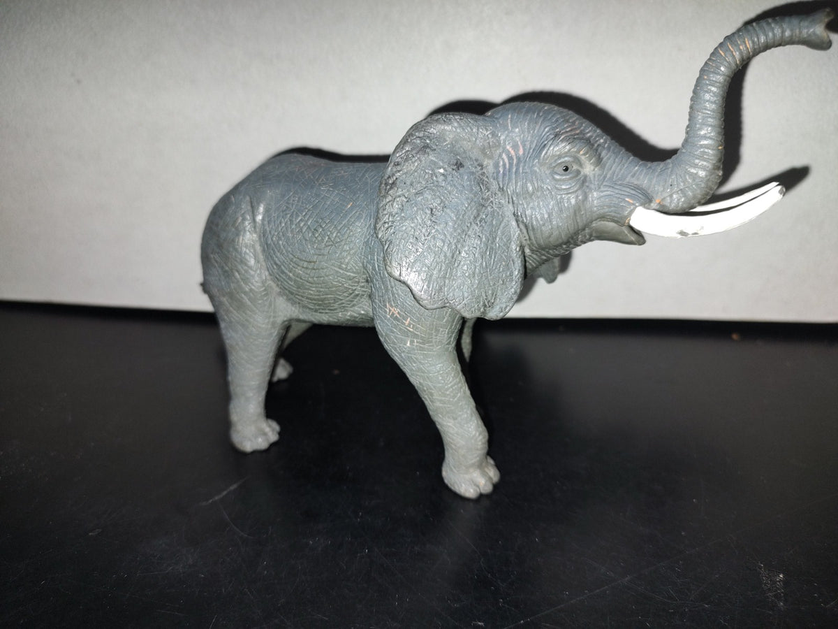 A5- Juguete Elefante De Plástico Macizo - 2000'S