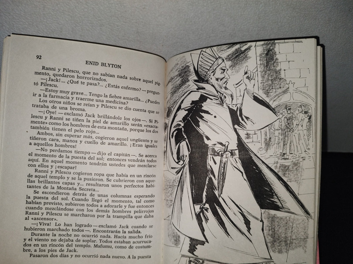 21- El Secreto De La Montaña - Enid Blyton - 1977