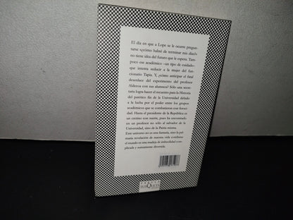 114- Un Tipo De Cuidado - Francisco Hinojosa - Fábula, Tusquets - 2011