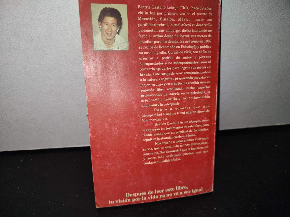 68- Vivir Para Servir - Beatriz Castelló - Firmado