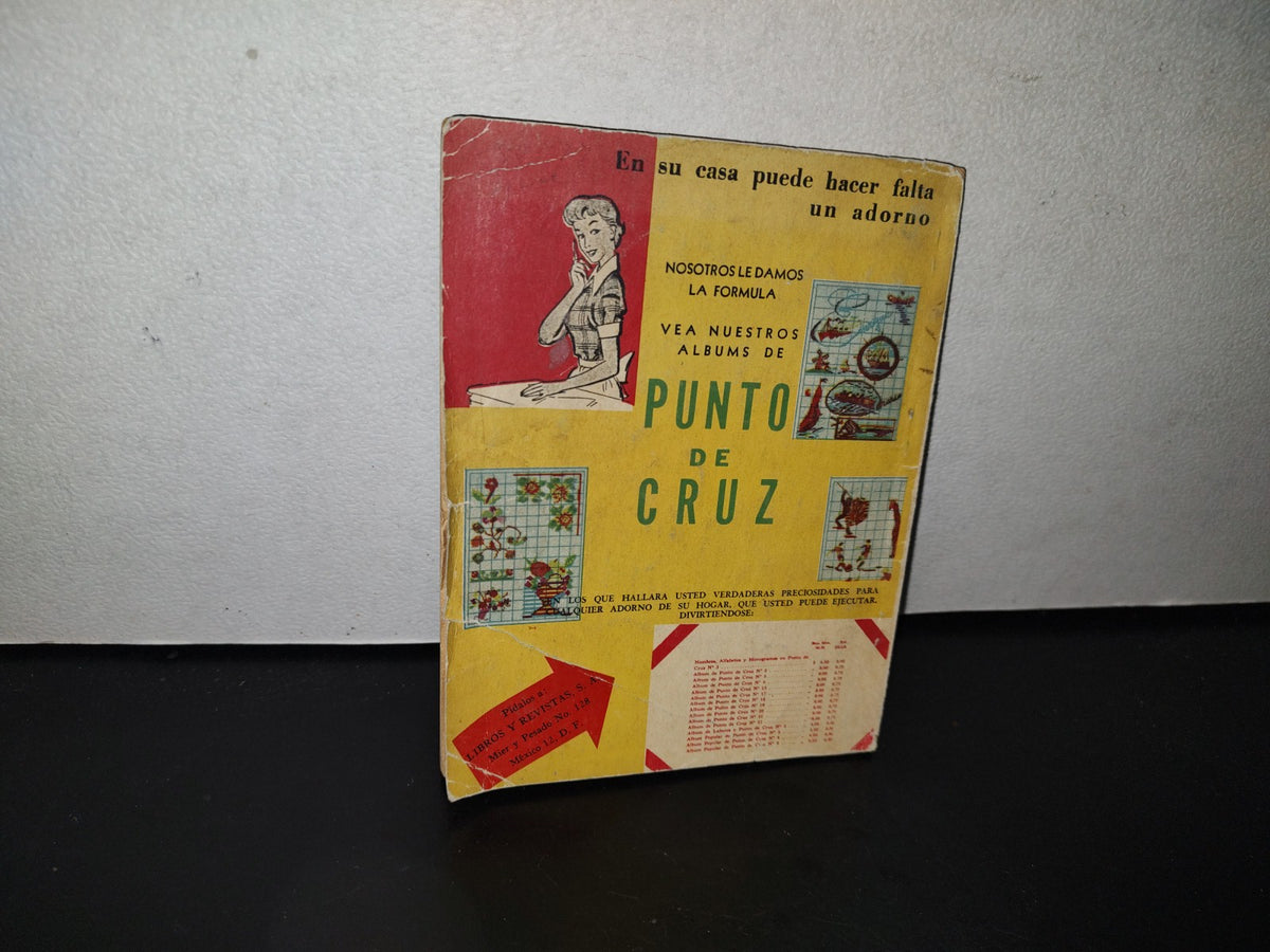 93- Tejidos Modernos Para Bebé. Ediciones De ”La Familia” - Primera Edición - 40'S