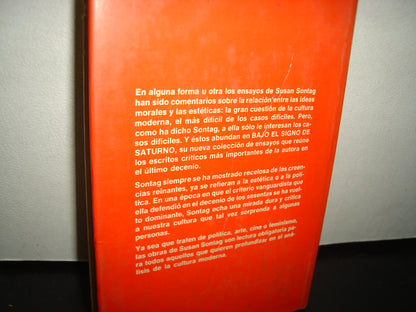 7- Bajo El Signo De Saturno - Susan Sontag