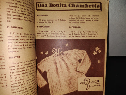 93- Tejidos Modernos Para Bebé. Ediciones De ”La Familia” - Primera Edición - 40'S