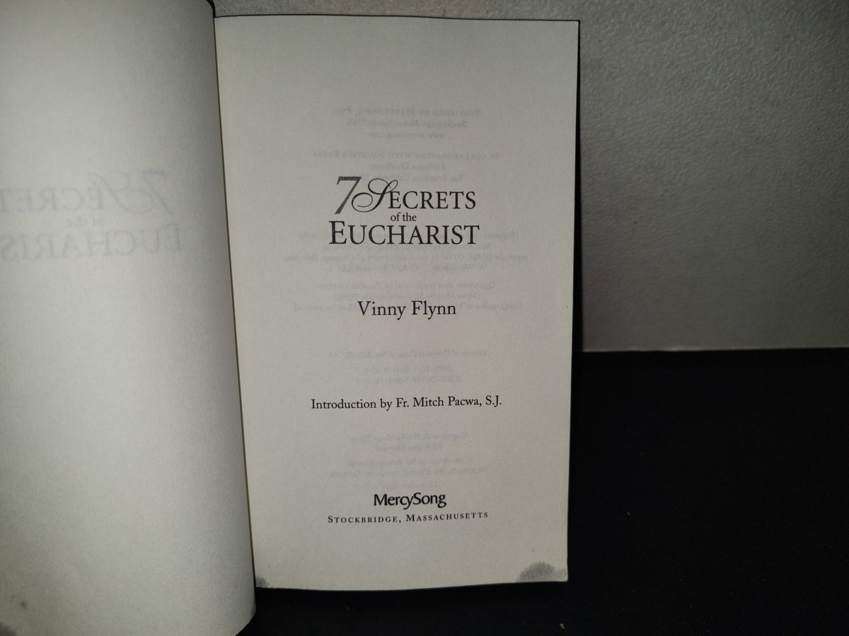 220- 7 Secrets Of The Eucharist - Vinny Flynn