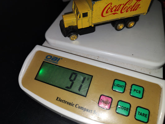 A3- Camión De Juguete De Coca Cola De Metal - 90'S