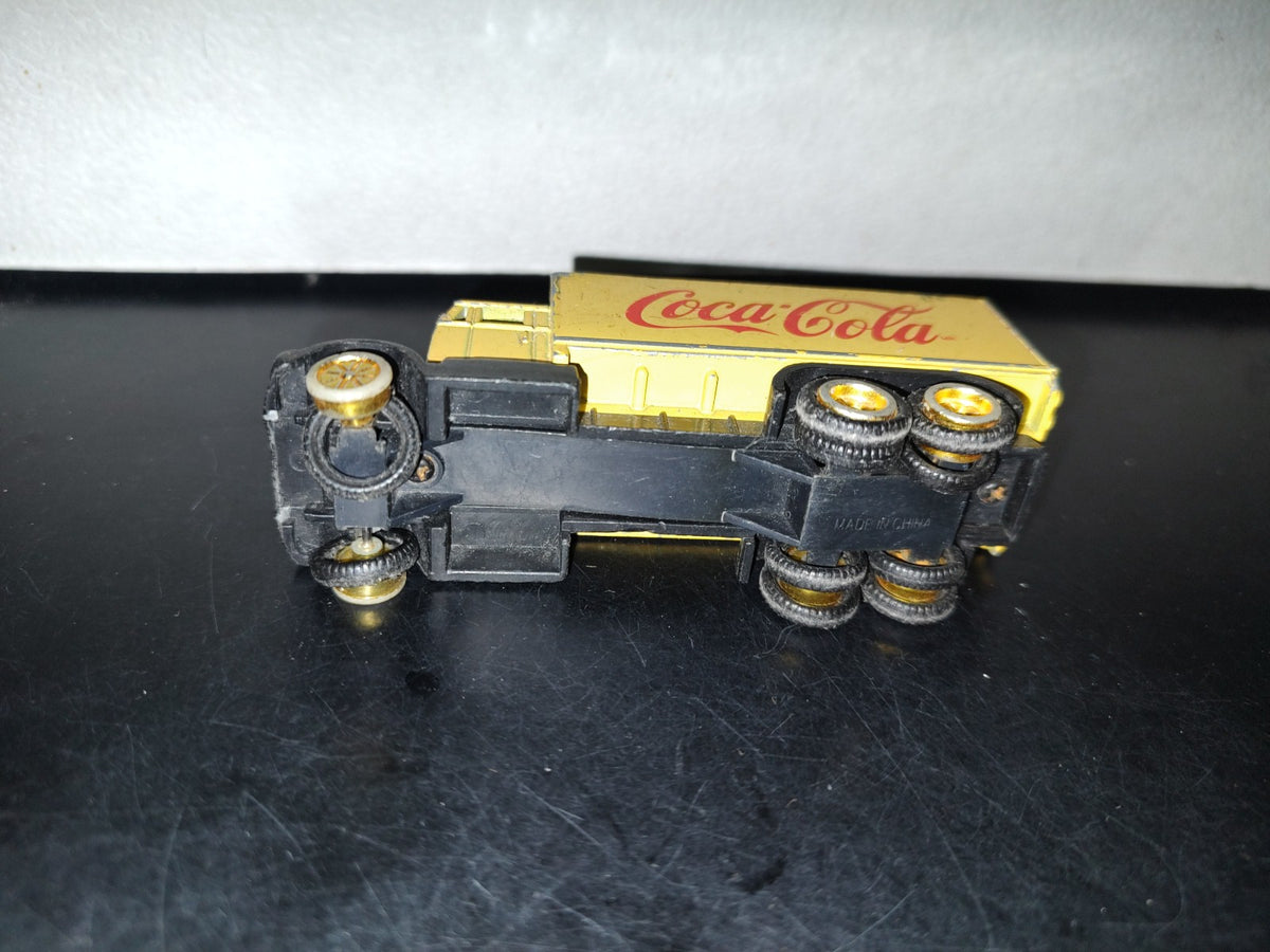 A3- Camión De Juguete De Coca Cola De Metal - 90'S