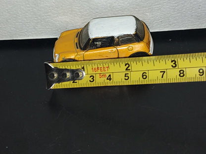 A5- Carro Hot Wheels: Mini Cooper - 2001, Mattel