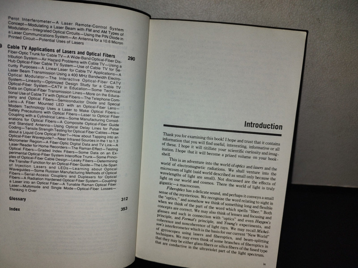114- The Fiberoptics & Laser Handbook - Edward L. Safford, Jr. - 1984
