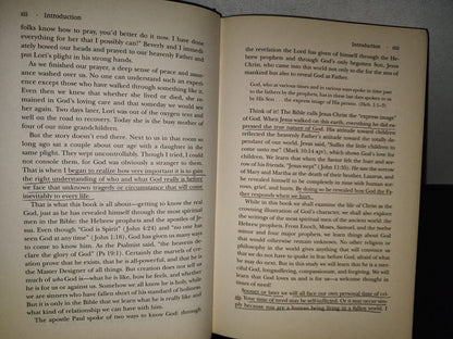 153- The Merciful God Of Prophecy. His Loving Plan For You In The End Times - Tim Lahaye - First Warner Books Printing: October 2002