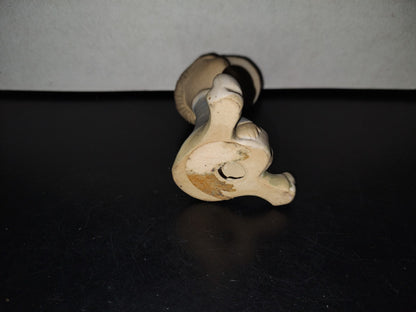 A5- Figura De Cerámica Japonesa. Niño Con Gorra Sentado - 70's, 80's