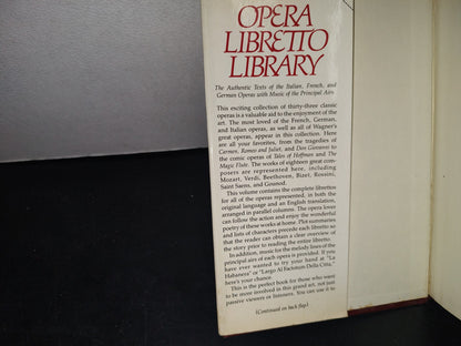 23- The Opera Libretto Library. The Authentic Texts Of The German, French And Italian Operas With Music Of The Principal Airs - Avenel Books. New York - 1980 By Crown Publishers, Inc.