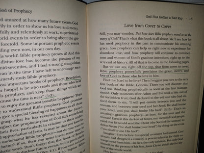 153- The Merciful God Of Prophecy. His Loving Plan For You In The End Times - Tim Lahaye - First Warner Books Printing: October 2002
