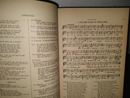 23- The Opera Libretto Library. The Authentic Texts Of The German, French And Italian Operas With Music Of The Principal Airs - Avenel Books. New York - 1980 By Crown Publishers, Inc.