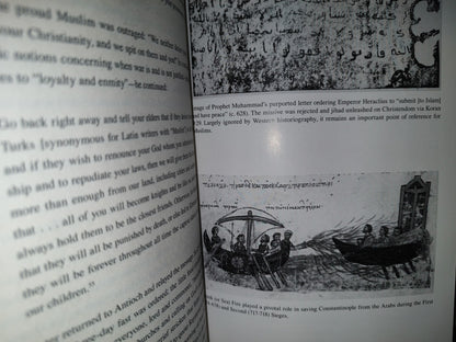 202- Sword And Scimitar. Fourteen Centuries Of War Between Islam And The West - Raymond Ibrahim - Da Capo Press. First Edition: August 2018