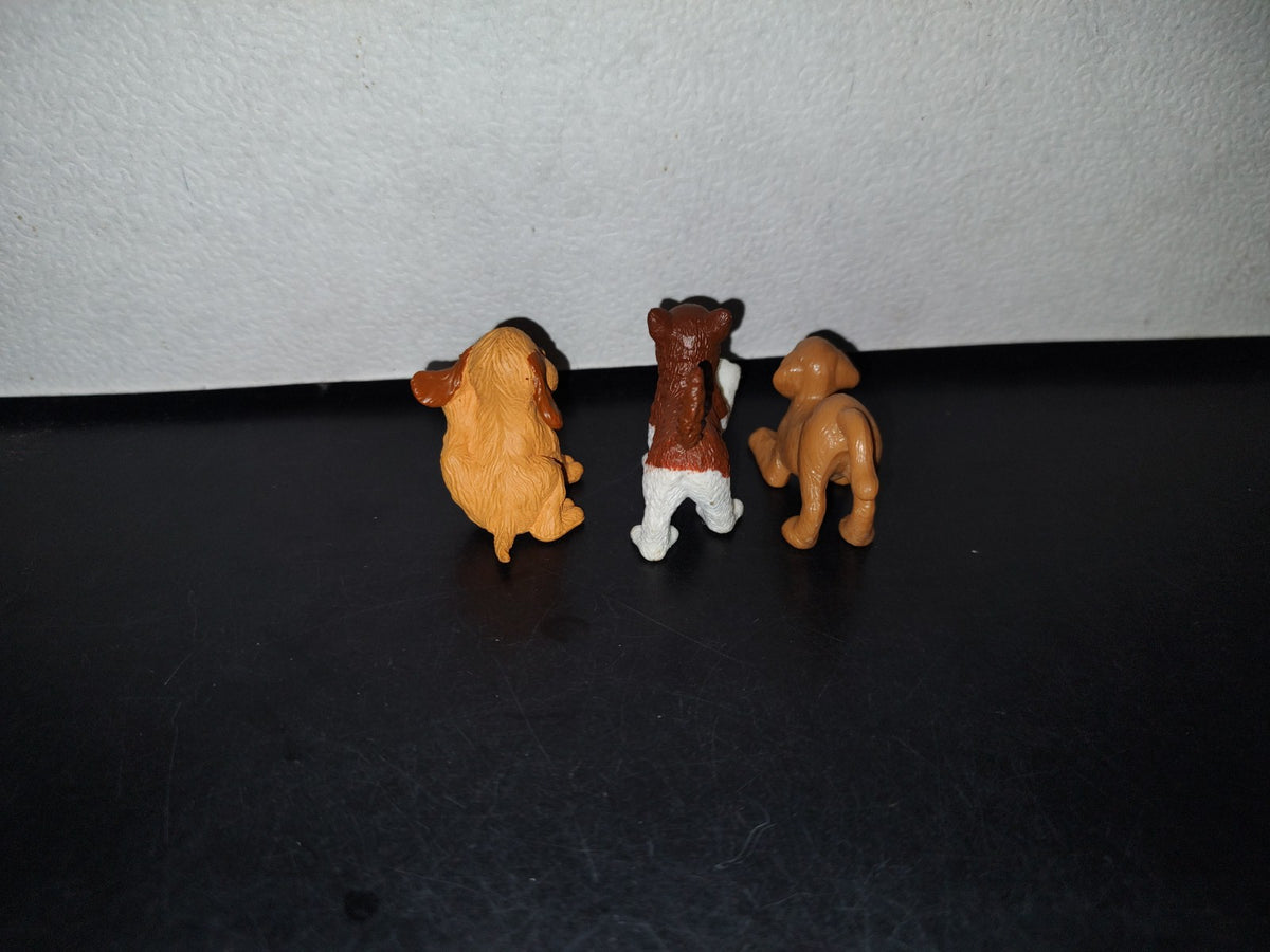 A3- Paquete De 3 Perritos De Juguete - 90'S