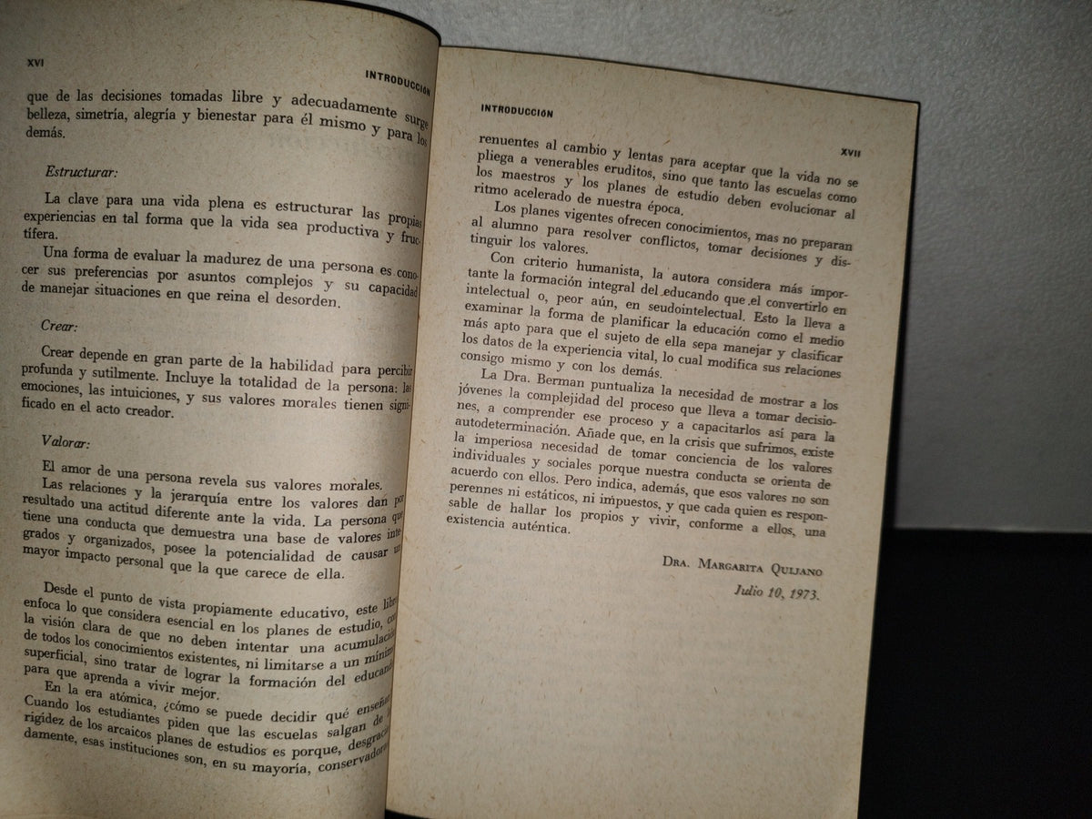 151- Nuevos Objetivos En El Programa Escolar - Louise M. Berman - 1974