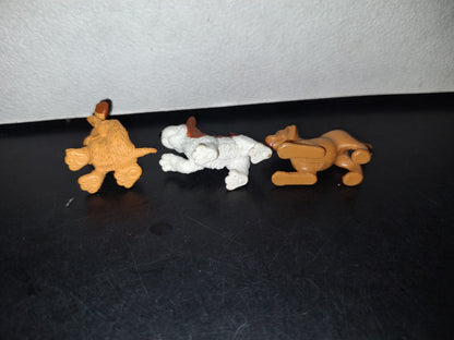 A3- Paquete De 3 Perritos De Juguete - 90'S