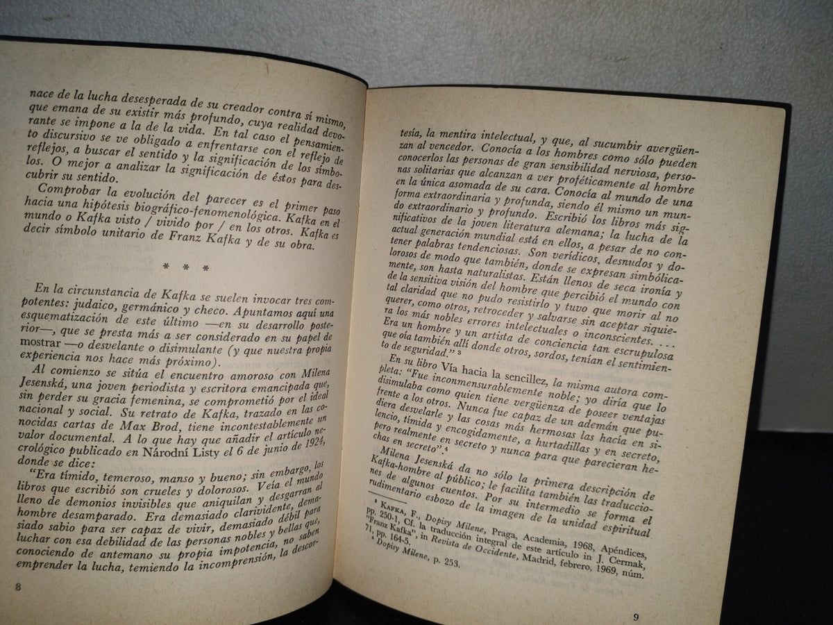 84- La Cosmovisión De Franz Kafka - Agustín Basave Fernández Del Valle - Primera Edición 1977