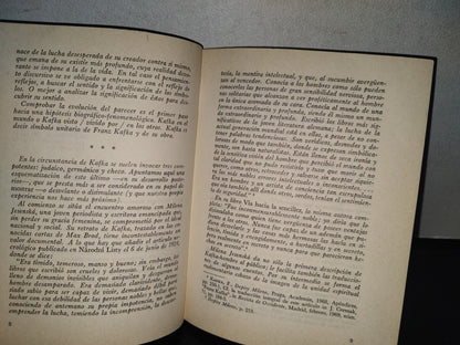 84- La Cosmovisión De Franz Kafka - Agustín Basave Fernández Del Valle - Primera Edición 1977