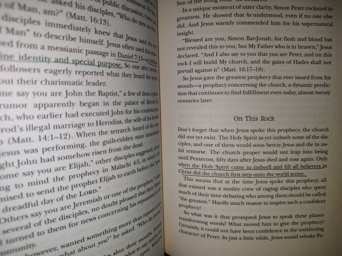 153- The Merciful God Of Prophecy. His Loving Plan For You In The End Times - Tim Lahaye - First Warner Books Printing: October 2002