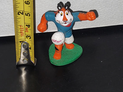 A3- Figura De Kellogg'S. Tigre Toño Dominando Balón - 90'S