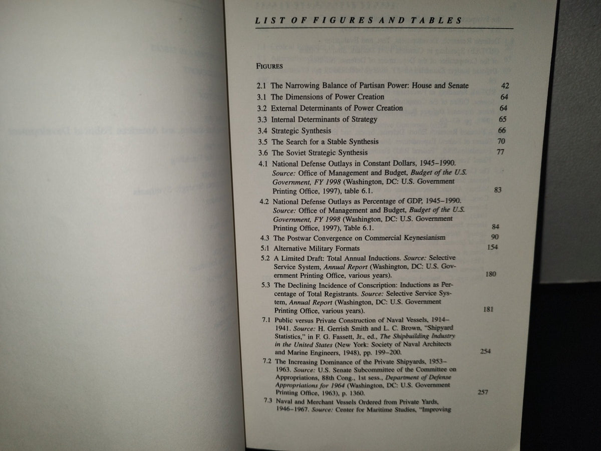 158- In The Shadow Of The Garrison State. America'S Anti-Statism And Its Cold War Grand Strategy - Aaron L. Friedber - Princeton University Press, 2000