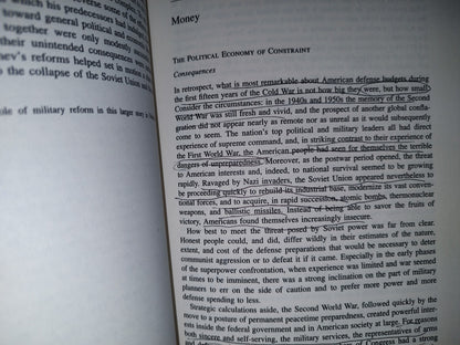158- In The Shadow Of The Garrison State. America'S Anti-Statism And Its Cold War Grand Strategy - Aaron L. Friedber - Princeton University Press, 2000