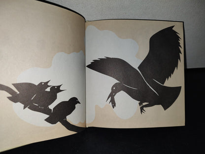 87-2- Sombras En El Aire - Gerhild Zwimpfer - Petra Ediciones. Primera Edición 1997