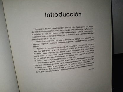 74- Imágenes Con Papel 2. Ejercicios Básicos De Papiroflexia - Margarita Zamora
