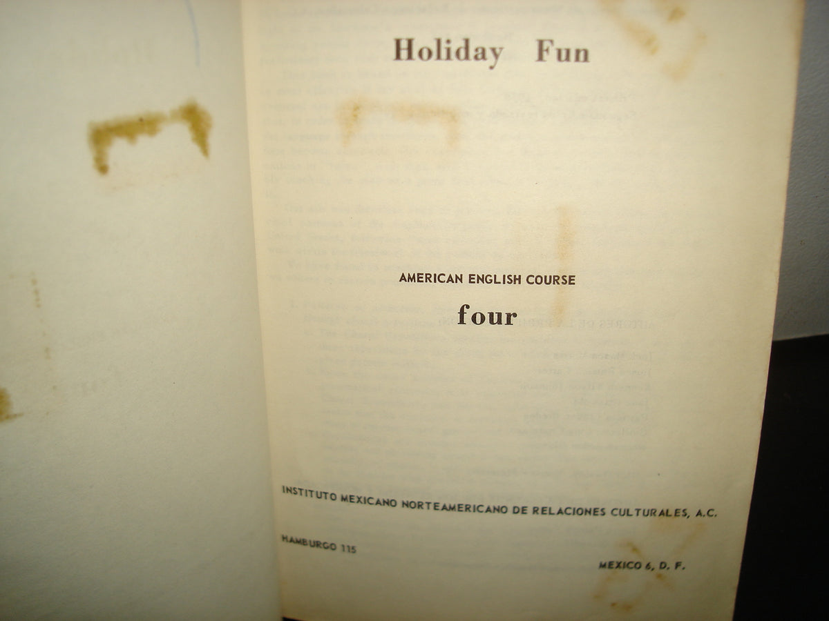 24- Método Idioma Inglés. Holiday Fun. American English Course Four - 1959