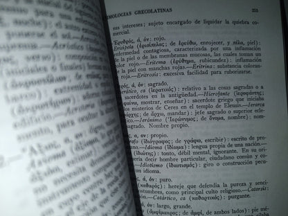 158- Etimologías Grecolatinas - Agustín Mateos Muñoz - Editorial Esfinge, 1993