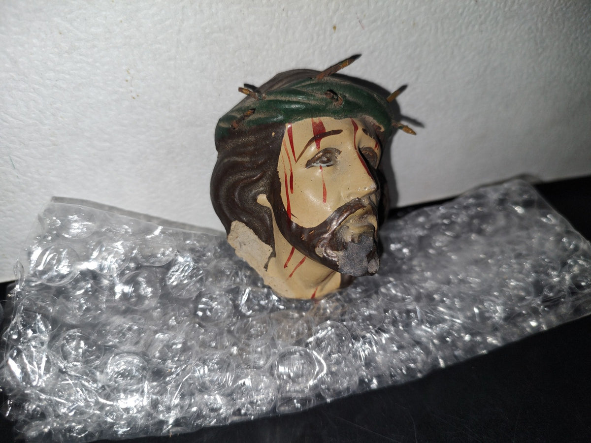 A3- Antigua Cabeza De Barro De Jesucristo Con Corona De Espinas - 60'S - 70'S