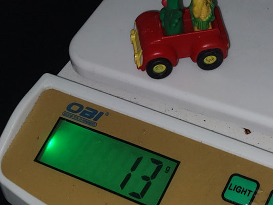 A3- Figurita De Kellogg'S. Cornelio Montado En Carrito Con Mazorcas En La Parte Posterior - 90'S